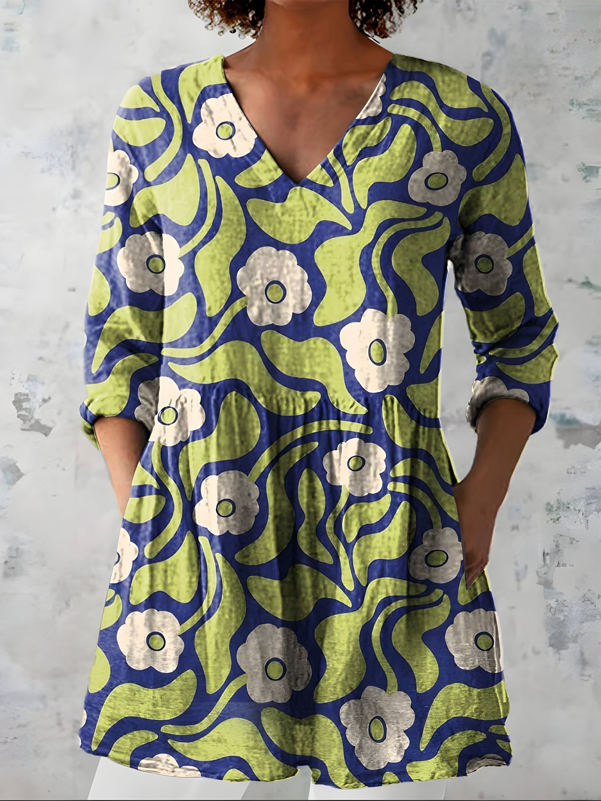 Stephanie | Long Blouse with V-Neck